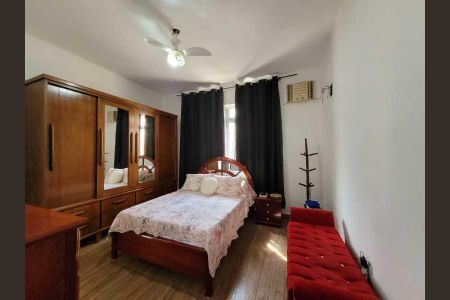 Casa à venda com 237m², 5 quartos e 2 vagas