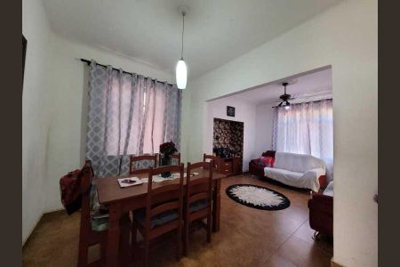 Casa à venda com 237m², 5 quartos e 2 vagas