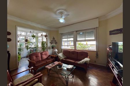 Apartamento à venda com 150m², 3 quartos e 1 vaga Apartamento à venda com 150m², 3 quartos e 1 vagaSala