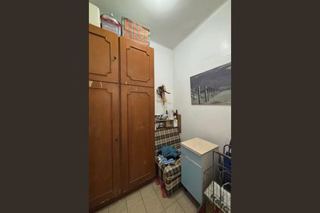 Apartamento à venda com 150m², 3 quartos e 1 vaga Apartamento à venda com 150m², 3 quartos e 1 vagaÁrea de serviço - quarto