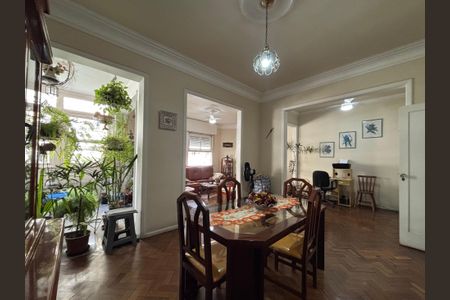 Apartamento à venda com 150m², 3 quartos e 1 vaga Apartamento à venda com 150m², 3 quartos e 1 vagaSala