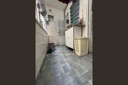 Apartamento à venda com 150m², 3 quartos e 1 vaga Apartamento à venda com 150m², 3 quartos e 1 vagaÁrea de serviço