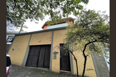Casa à venda com 416m², 3 quartos e 6 vagasFachada