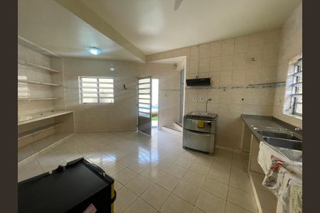 Casa à venda com 416m², 3 quartos e 6 vagasCozinha