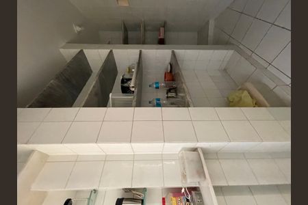 Casa à venda com 416m², 3 quartos e 6 vagasDespensa