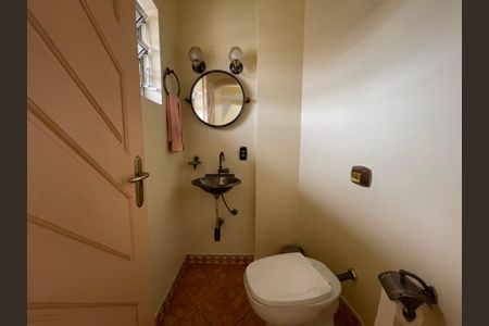 Casa à venda com 416m², 3 quartos e 6 vagasLavabo