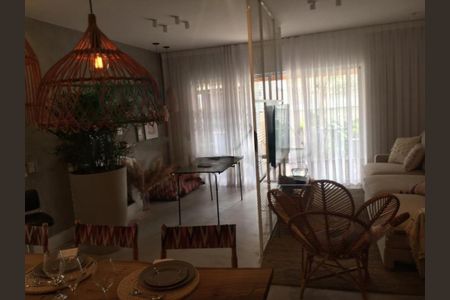 Casa à venda com 4 quartos, 200m² em Brooklin, São Paulo