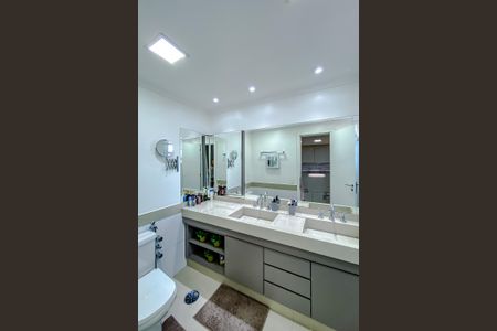 Apartamento para alugar com 184m², 3 quartos e 3 vagasBanheiro da Suíte 3