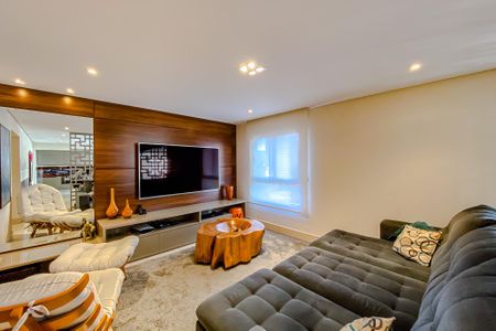 Apartamento para alugar com 184m², 3 quartos e 3 vagasSala