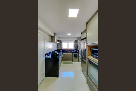 Apartamento para alugar com 184m², 3 quartos e 3 vagasCozinha