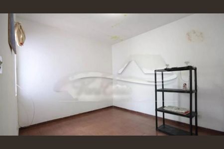 Casa à venda com 3 quartos, 250m² em Jardim Maria Estela, São Paulo
