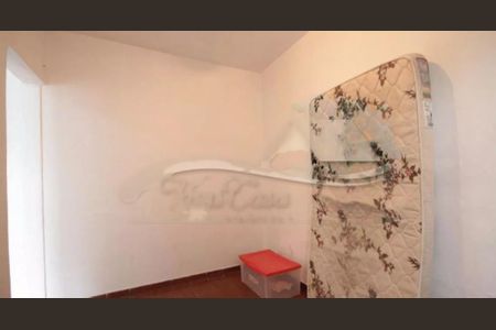 Casa à venda com 3 quartos, 250m² em Jardim Maria Estela, São Paulo