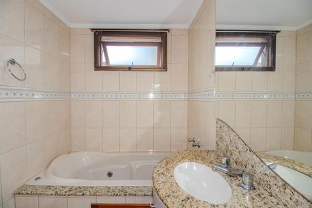 Apartamento à venda com 113m², 3 quartos e 2 vagas Apartamento à venda com 113m², 3 quartos e 2 vagasBanheiro da Suíte