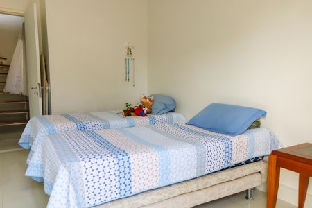 Casa de condomínio à venda com 163m², 3 quartos e 1 vagaQuarto 2 - 2º Pavimento