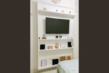 Casa de condomínio à venda com 163m², 3 quartos e 1 vagaQuarto suíte - 2º Pavimento