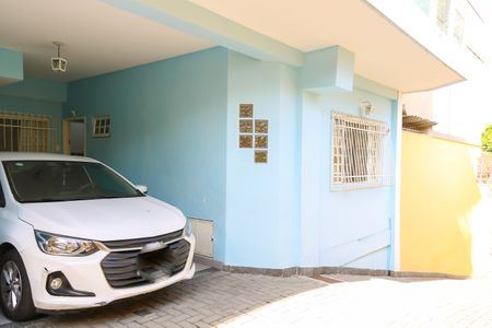 Casa de condomínio à venda com 163m², 3 quartos e 1 vagaGaragem e Fachada