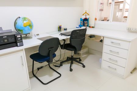 Casa de condomínio à venda com 163m², 3 quartos e 1 vagaEscritório - 2º Pavimento