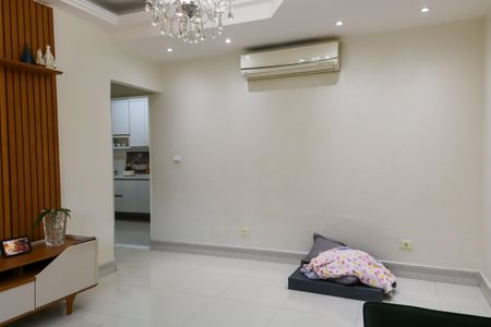 Casa de condomínio à venda com 163m², 3 quartos e 1 vagaSala - 1º Pavimento