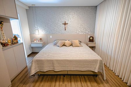 Apartamento à venda com 140m², 4 quartos e 2 vagasSuíte