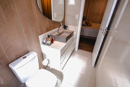 Apartamento à venda com 140m², 4 quartos e 2 vagasBanheiro da Suíte