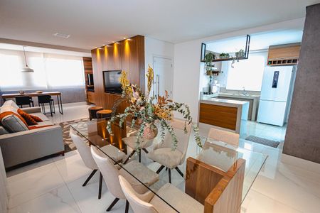 Apartamento à venda com 140m², 4 quartos e 2 vagasSala