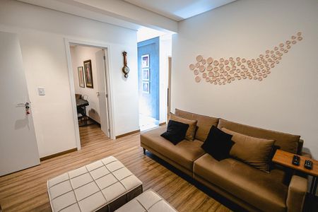 Apartamento à venda com 140m², 4 quartos e 2 vagas Apartamento à venda com 140m², 4 quartos e 2 vagasQuarto 1