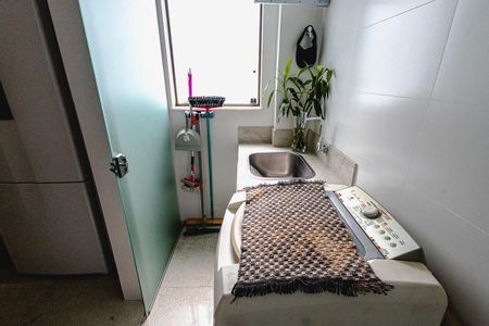 Apartamento à venda com 140m², 4 quartos e 2 vagasÁrea de serviço