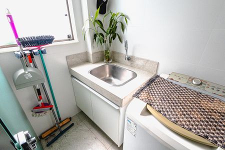 Apartamento à venda com 140m², 4 quartos e 2 vagasÁrea de serviço