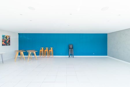 Apartamento para alugar com 70m², 2 quartos e 1 vagaÁrea comum 