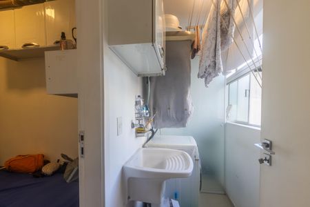 Apartamento à venda com 80m², 2 quartos e 1 vaga Apartamento à venda com 80m², 2 quartos e 1 vagaÁrea de Serviço