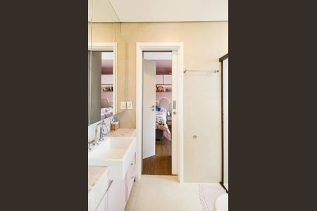 Apartamento para alugar com 150m², 4 quartos e 3 vagas Apartamento para alugar com 150m², 4 quartos e 3 vagasBanheiro do Quarto 4