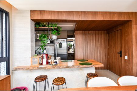 Apartamento para alugar com 150m², 4 quartos e 3 vagas Apartamento para alugar com 150m², 4 quartos e 3 vagasSala