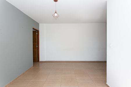 Apartamento para alugar com 72m², 2 quartos e 1 vagaSala