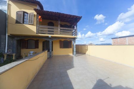 Casa para alugar com 120m², 3 quartos e 3 vagas Casa para alugar com 120m², 3 quartos e 3 vagasarea externa