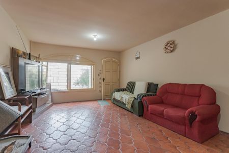 Casa à venda com 200m², 4 quartos e 2 vagas Casa à venda com 200m², 4 quartos e 2 vagasSala