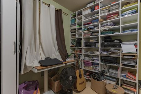 Casa à venda com 200m², 4 quartos e 2 vagas Casa à venda com 200m², 4 quartos e 2 vagasQuarto 3