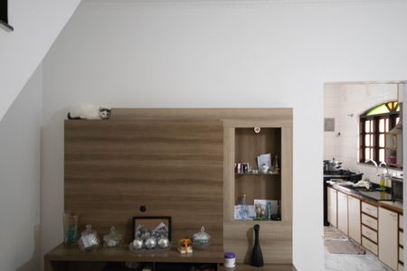 Casa à venda com 147m², 6 quartos e 1 vaga Casa à venda com 147m², 6 quartos e 1 vagaSala