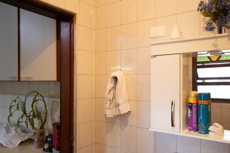 Casa à venda com 147m², 6 quartos e 1 vaga Casa à venda com 147m², 6 quartos e 1 vagaLavabo