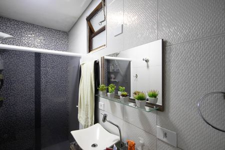 Casa à venda com 147m², 6 quartos e 1 vaga Casa à venda com 147m², 6 quartos e 1 vagaBanheiro