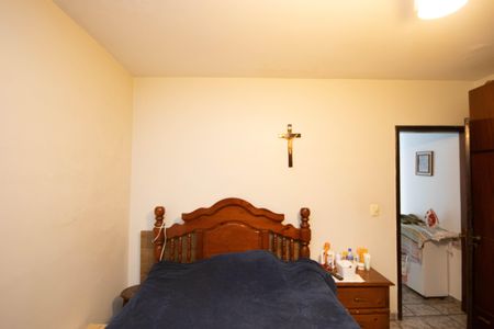 Casa à venda com 147m², 6 quartos e 1 vaga Casa à venda com 147m², 6 quartos e 1 vagaQuarto 1