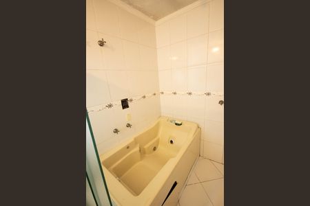 Casa à venda com 147m², 6 quartos e 1 vaga Casa à venda com 147m², 6 quartos e 1 vagaBanheiro da Suíte 1