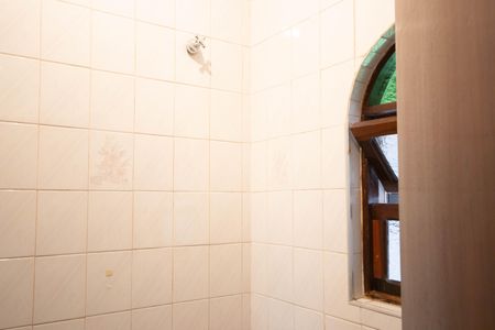 Casa à venda com 147m², 6 quartos e 1 vaga Casa à venda com 147m², 6 quartos e 1 vagaLavabo