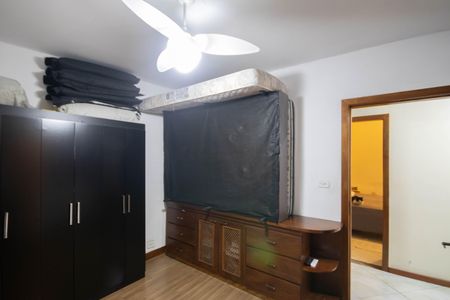 Casa à venda com 147m², 6 quartos e 1 vaga Casa à venda com 147m², 6 quartos e 1 vagaSuíte 2