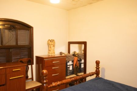 Casa à venda com 147m², 6 quartos e 1 vaga Casa à venda com 147m², 6 quartos e 1 vagaQuarto 1