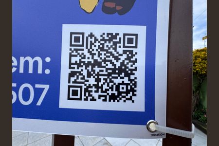 Casa à venda com 485m², 3 quartos e 4 vagasPlaquinha 