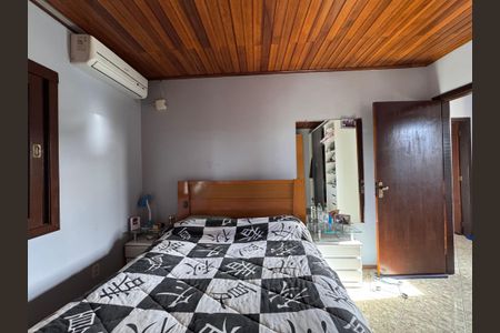 Casa à venda com 485m², 3 quartos e 4 vagasQuarto 3 