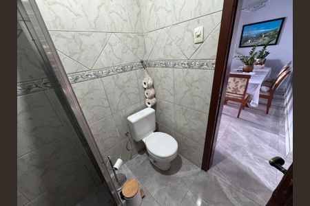 Casa à venda com 485m², 3 quartos e 4 vagasBanheiro