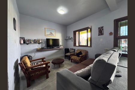 Casa à venda com 485m², 3 quartos e 4 vagasSala