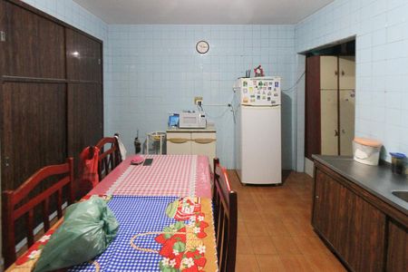 Casa à venda com 175m², 3 quartos e 2 vagas Casa à venda com 175m², 3 quartos e 2 vagasSala de Jantar