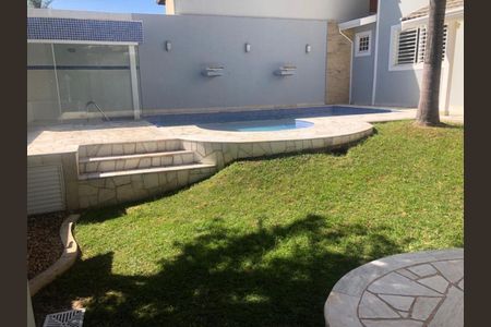 Casa à venda com 215m², 2 quartos e 4 vagasFoto 05